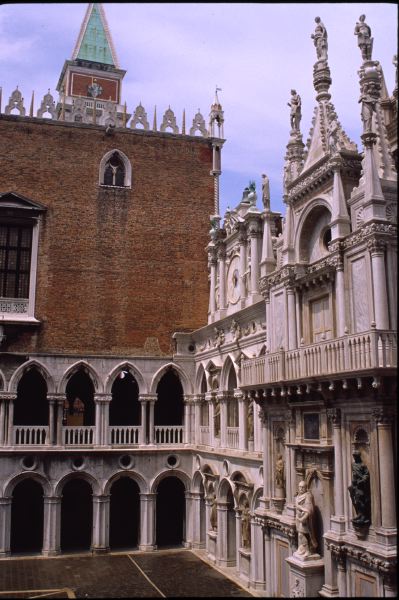 Italy(Venezia)---C0018